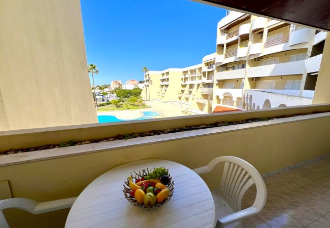 Apartment in Galé - ALBUFEIRA CONCEPT 2 WITH POOL by HOMING Apartment in Galé - ALBUFEIRA CONCEPT 2 WITH POOL by HOMING