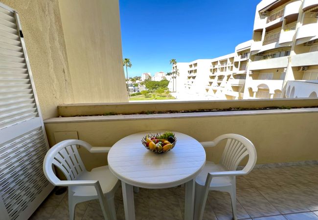 Apartment in Galé - ALBUFEIRA CONCEPT 2 WITH POOL by HOMING Apartment in Galé - ALBUFEIRA CONCEPT 2 WITH POOL by HOMING