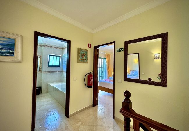 Villa in Albufeira - ALBUFEIRA SUMMER VILLA 1 WITH POOL by HOMING Villa in Albufeira - ALBUFEIRA SUMMER VILLA 1 WITH POOL by HOMING