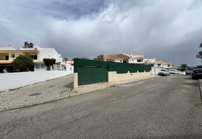 Villa in Albufeira - ALBUFEIRA SUMMER VILLA 2 WITH POOL by HOMING Villa in Albufeira - ALBUFEIRA SUMMER VILLA 2 WITH POOL by HOMING