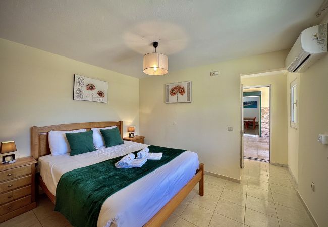 Villa in Albufeira - ALBUFEIRA SUMMER VILLA 2 WITH POOL by HOMING Villa in Albufeira - ALBUFEIRA SUMMER VILLA 2 WITH POOL by HOMING