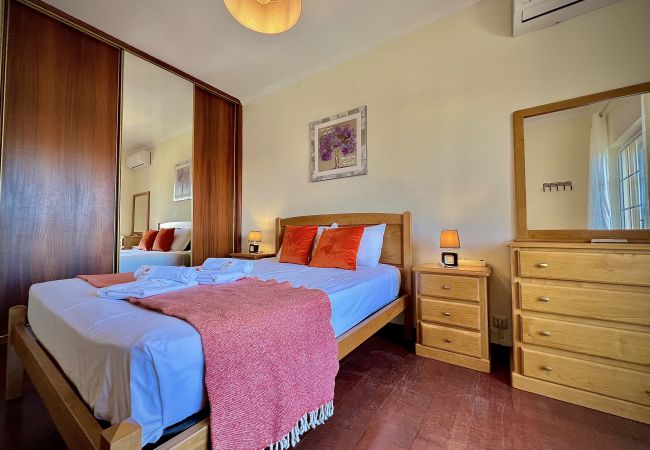 Villa in Albufeira - ALBUFEIRA SUMMER VILLA 2 WITH POOL by HOMING Villa in Albufeira - ALBUFEIRA SUMMER VILLA 2 WITH POOL by HOMING