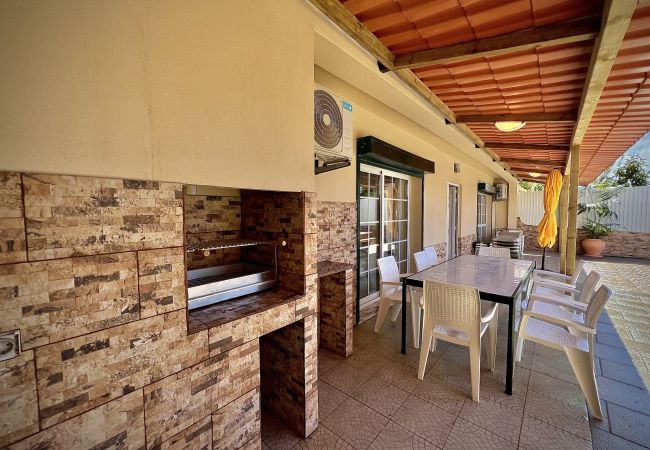 Villa in Albufeira - ALBUFEIRA SUMMER VILLA 2 WITH POOL by HOMING Villa in Albufeira - ALBUFEIRA SUMMER VILLA 2 WITH POOL by HOMING