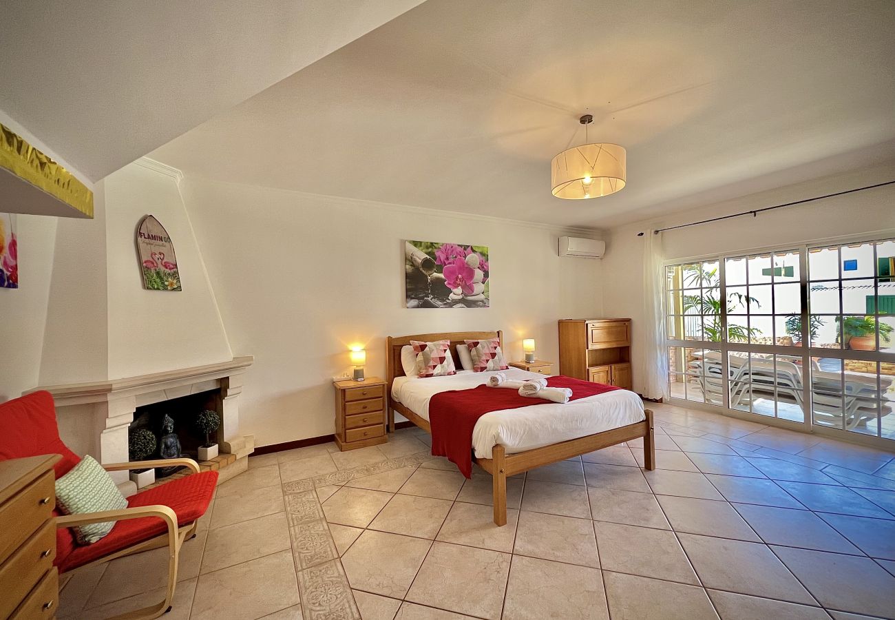 Villa in Albufeira - ALBUFEIRA SUMMER VILLA 2 WITH POOL by HOMING