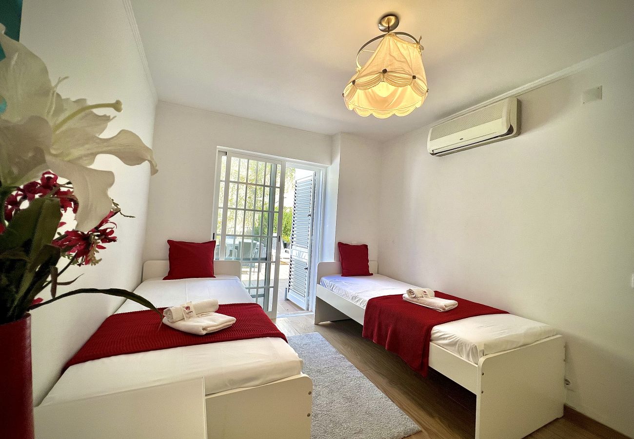 Villa in Vilamoura - VILAMOURA EDEN VILLA WITH POOL by HOMING