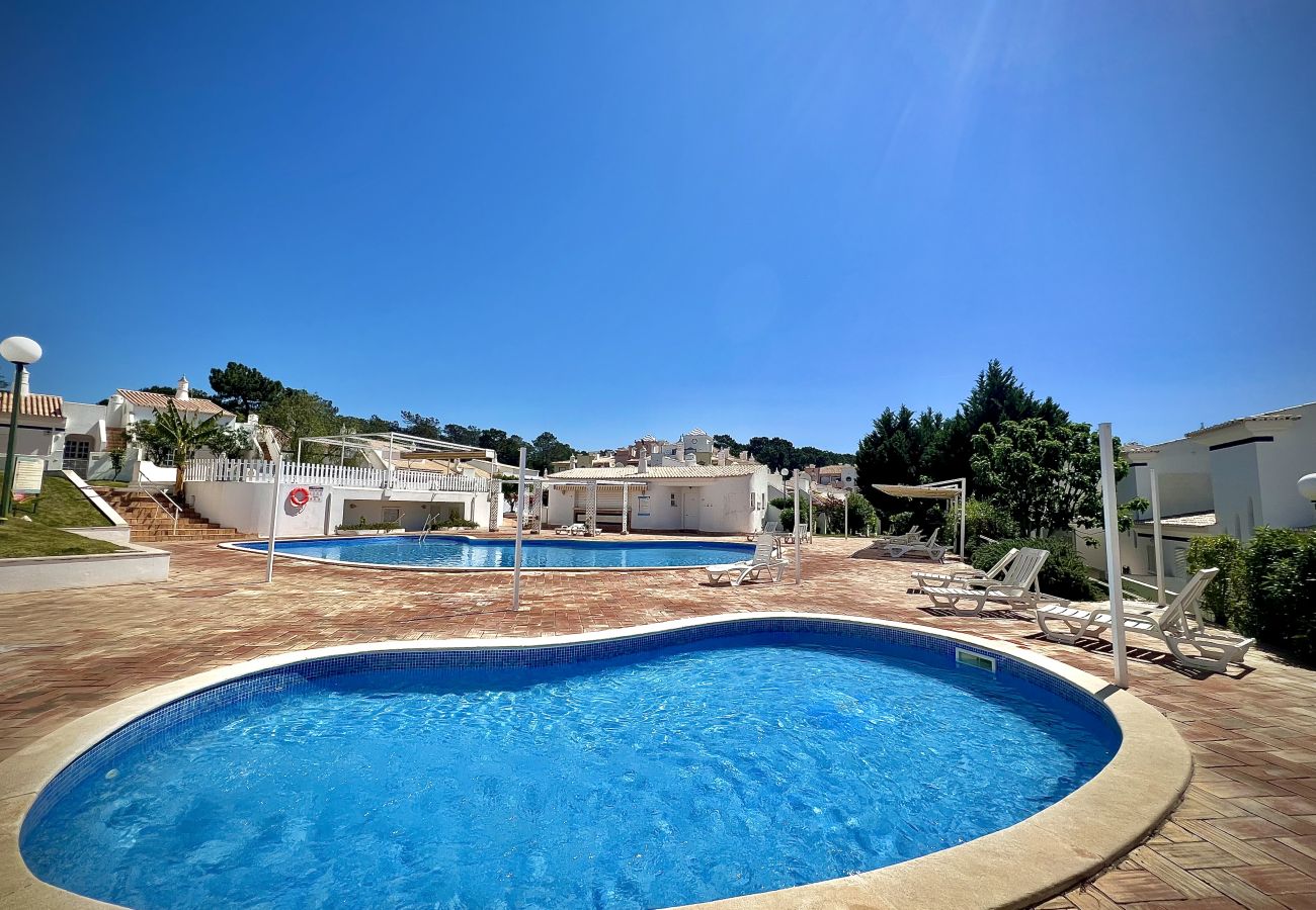 Villa in Vilamoura - VILAMOURA EDEN VILLA WITH POOL by HOMING