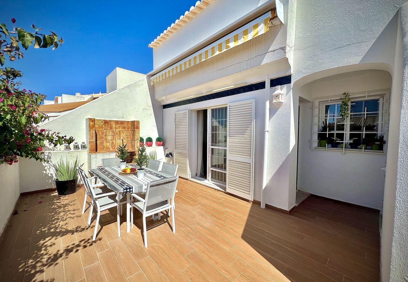 Villa in Vilamoura - VILAMOURA EDEN VILLA WITH POOL by HOMING