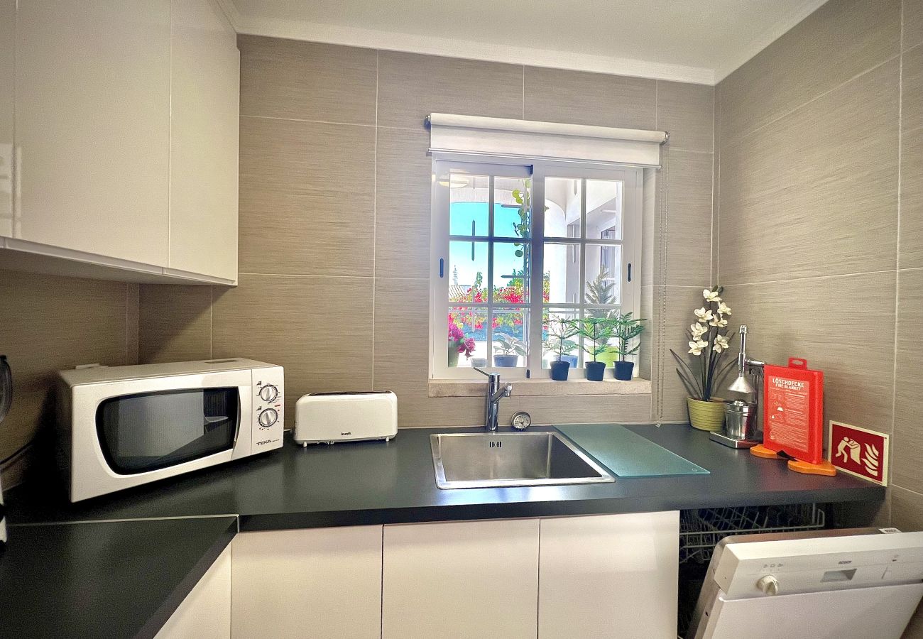 Villa in Vilamoura - VILAMOURA EDEN VILLA WITH POOL by HOMING