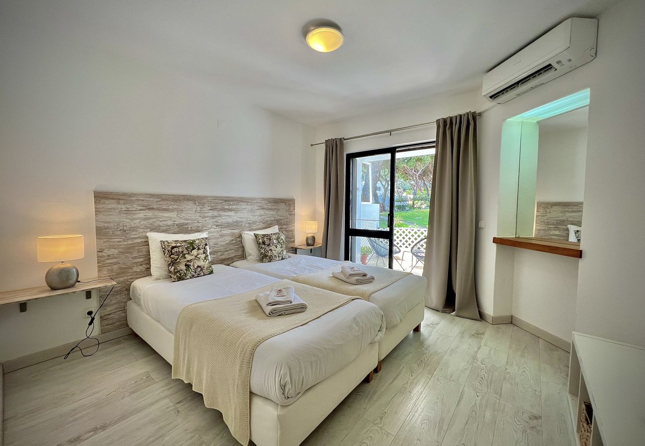Apartment in Albufeira - ALBUFEIRA BALAIA GOLF VILLAGE 5 WITH POOL by HOMIN