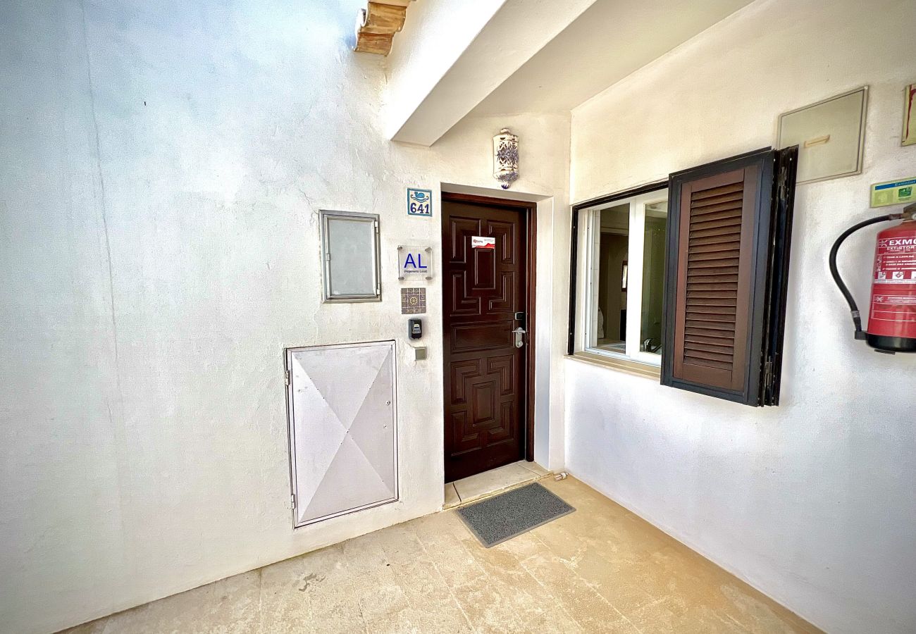 Apartment in Albufeira - ALBUFEIRA BALAIA GOLF VILLAGE 6 WITH POOL by HOMIN