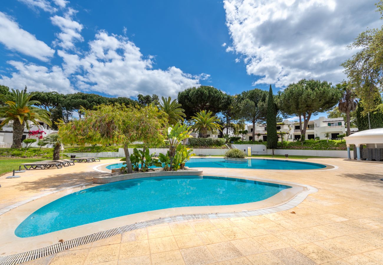 Apartment in Albufeira - ALBUFEIRA BALAIA GOLF VILLAGE 6 WITH POOL by HOMIN