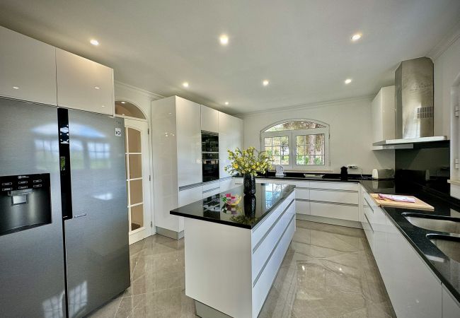 Villa in Quarteira - QUARTEIRA PREMIUM VILLA WITH POOL by HOMING Villa in Quarteira - QUARTEIRA PREMIUM VILLA WITH POOL by HOMING