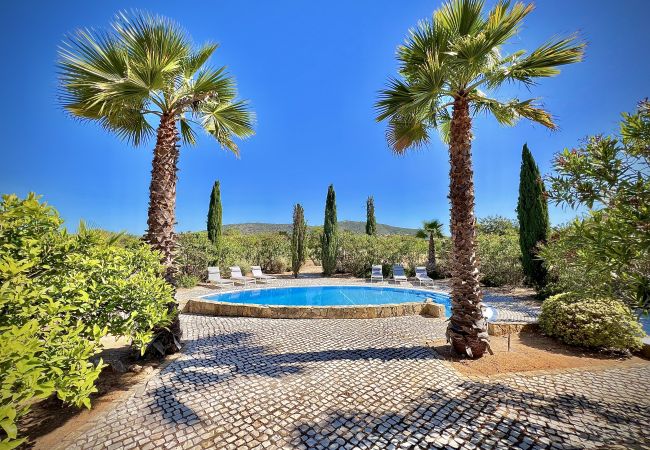 Villa in Quarteira - QUARTEIRA PREMIUM VILLA WITH POOL by HOMING Villa in Quarteira - QUARTEIRA PREMIUM VILLA WITH POOL by HOMING