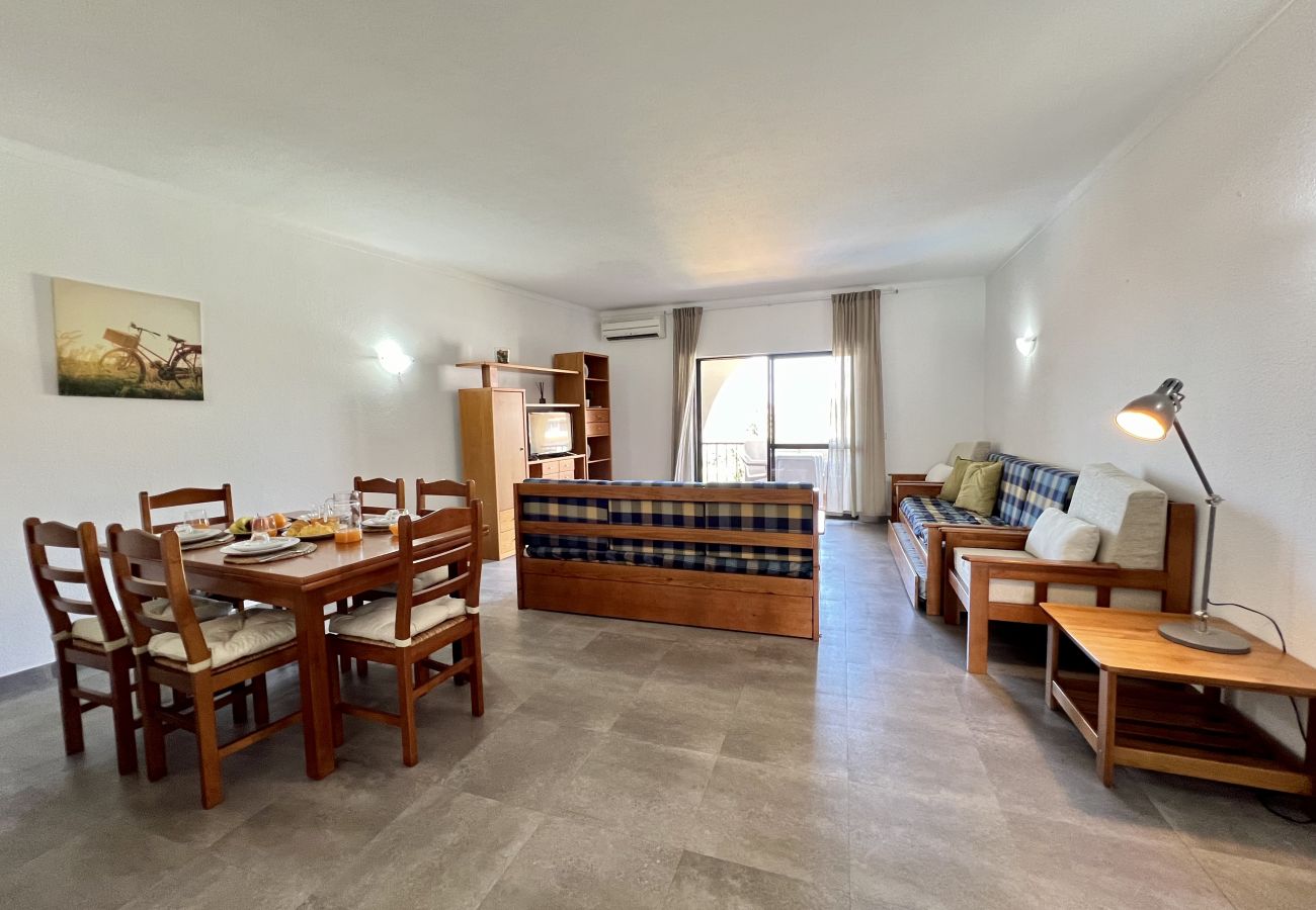 Apartment in Albufeira - ALBUFEIRA TROPICAL VIEW WITH POOL by HOMING
