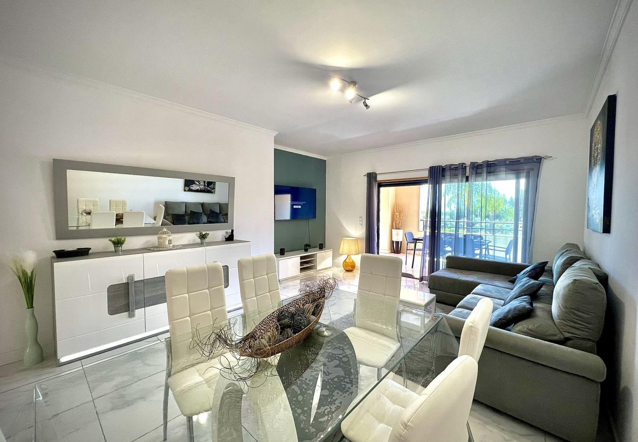 Apartment in Vilamoura - VILAMOURA PRESTIGE 2 WITH POOL by HOMING