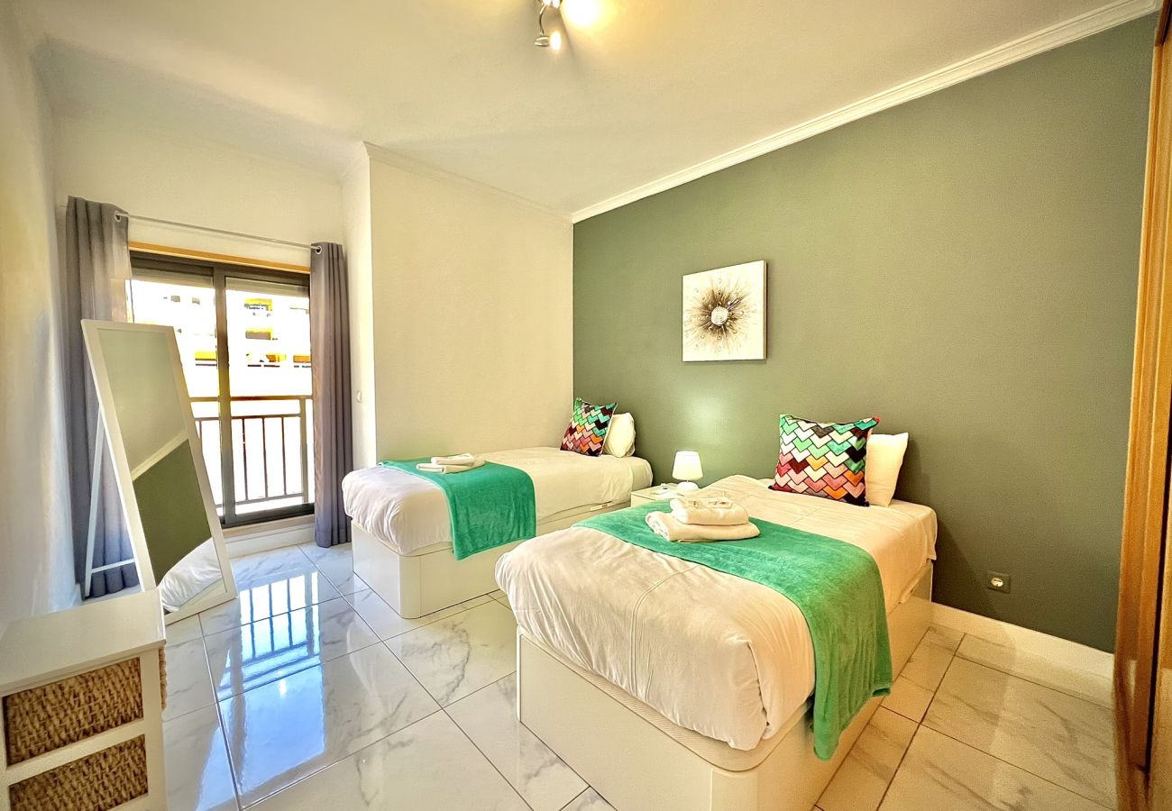 Apartment in Vilamoura - VILAMOURA PRESTIGE 2 WITH POOL by HOMING