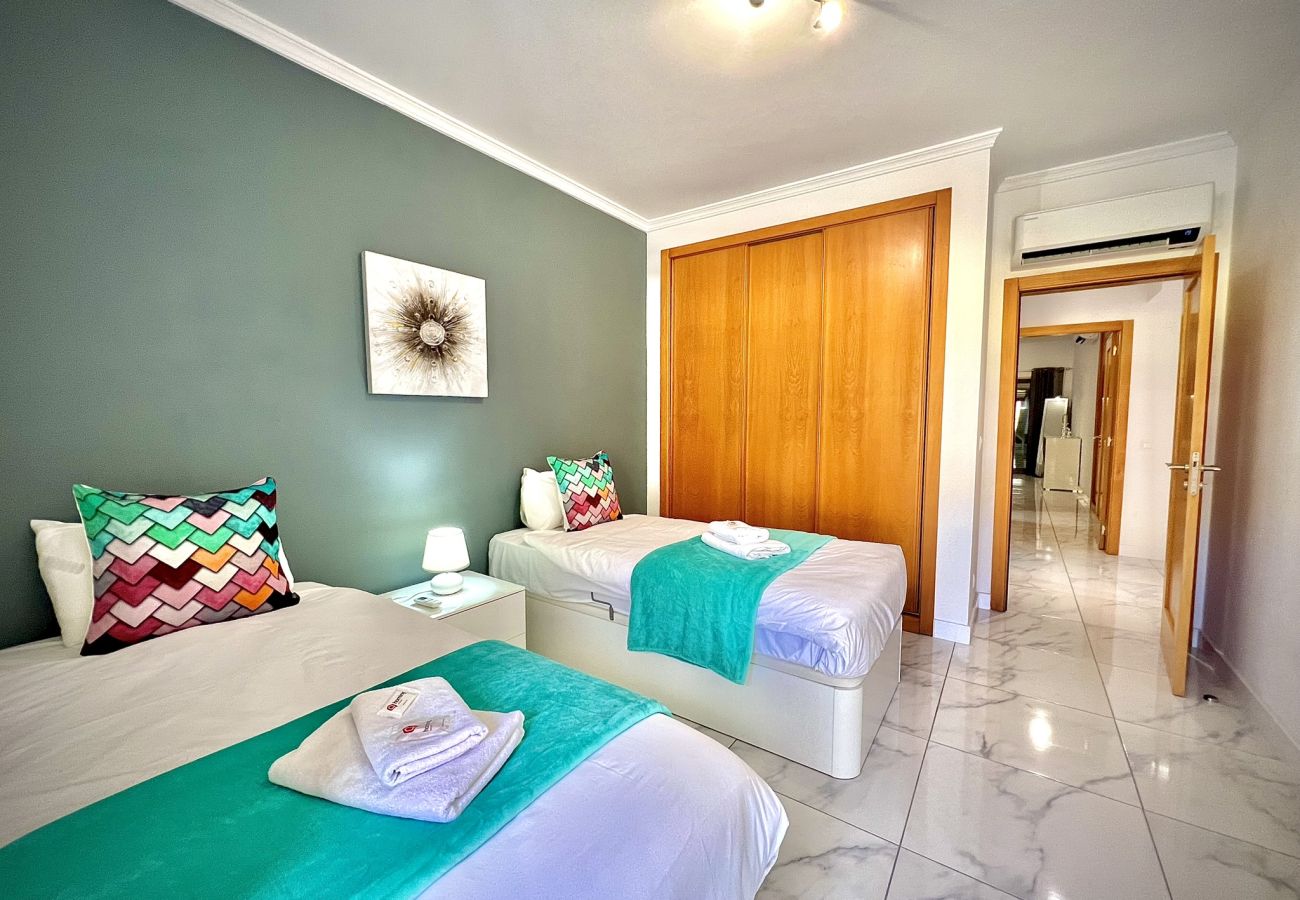 Apartment in Vilamoura - VILAMOURA PRESTIGE 2 WITH POOL by HOMING