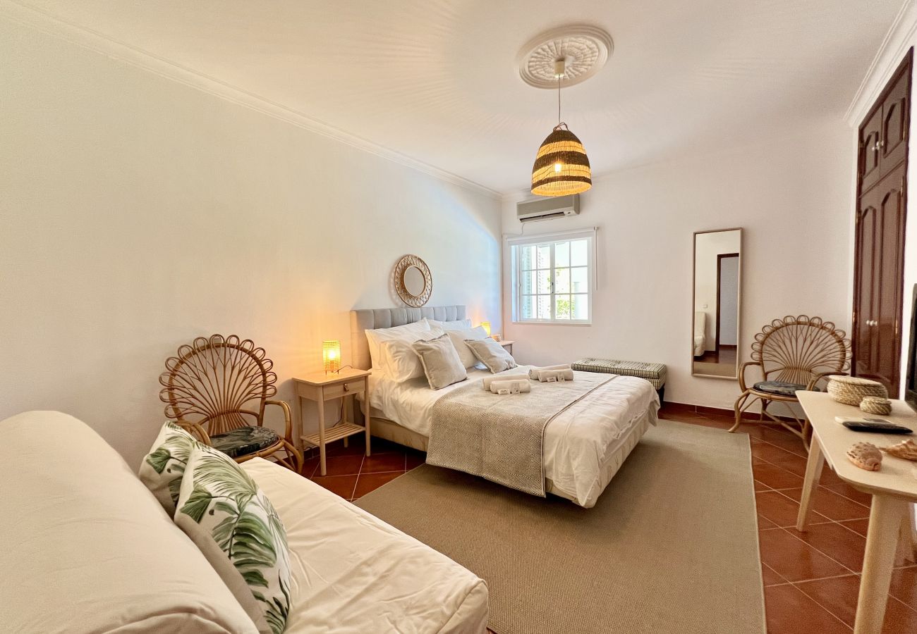 Villa in Vilamoura - VILAMOURA WHITE HOUSE VILLA WITH POOL by HOMING
