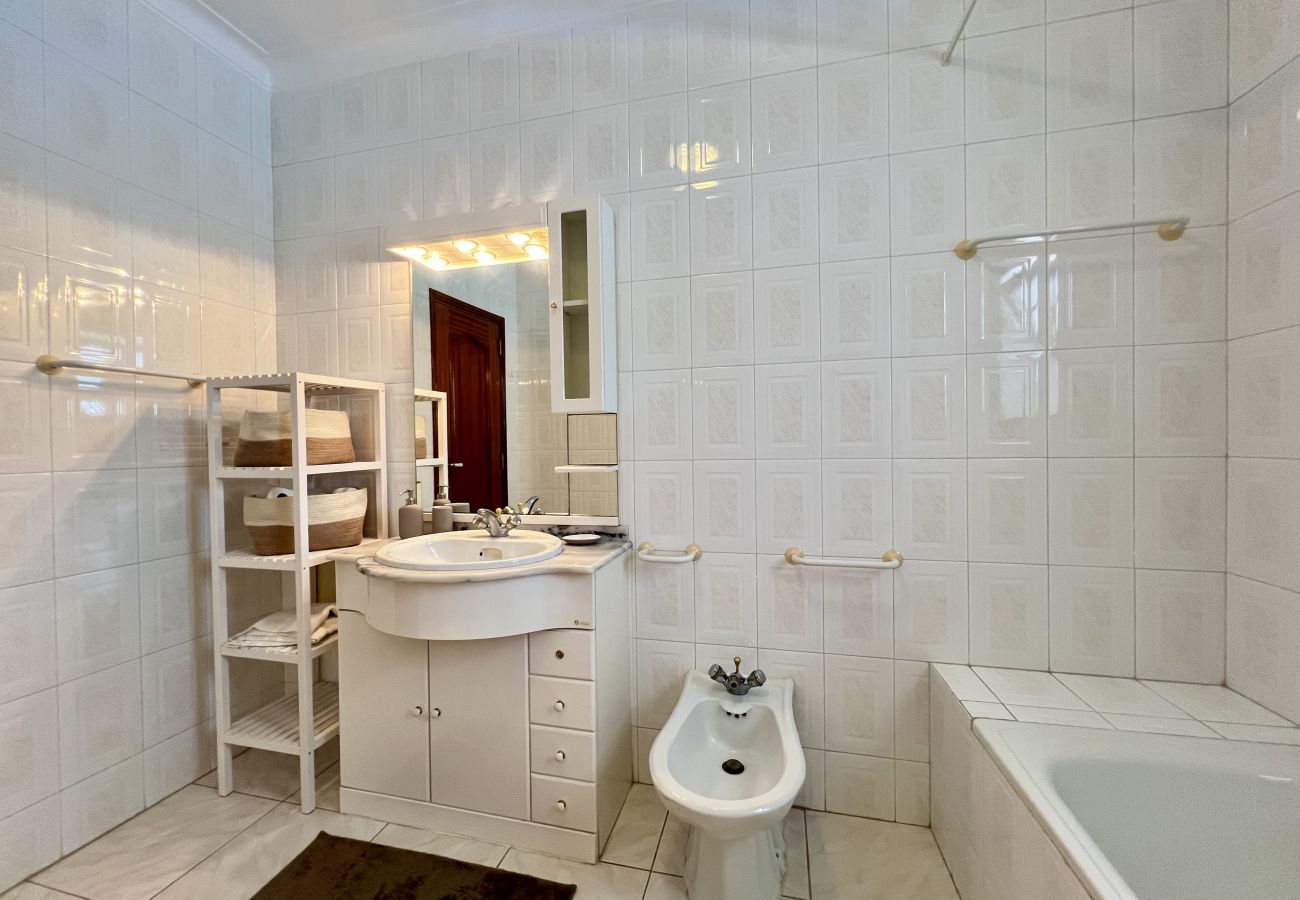 Villa in Vilamoura - VILAMOURA WHITE HOUSE VILLA WITH POOL by HOMING