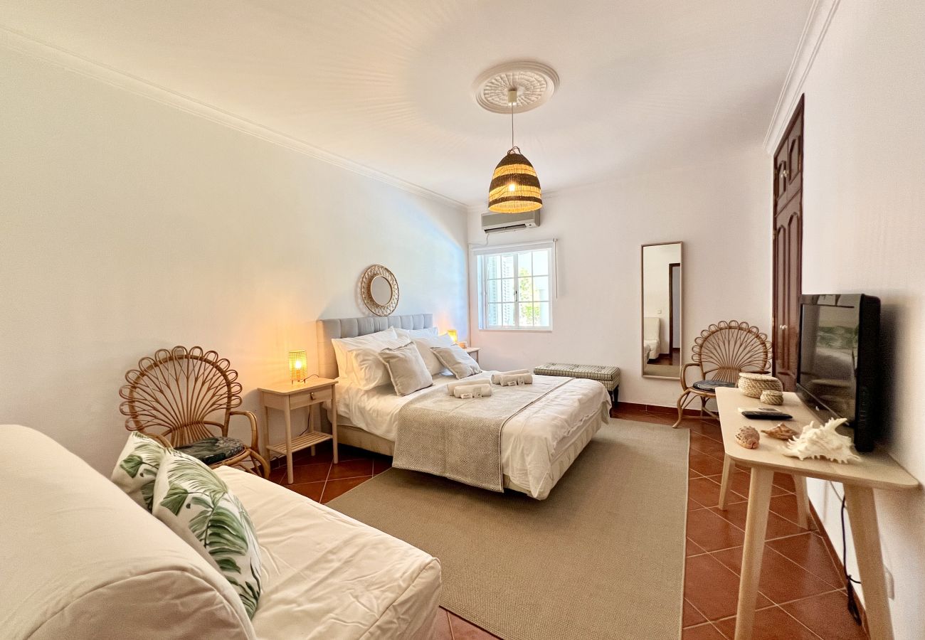 Villa in Vilamoura - VILAMOURA WHITE HOUSE VILLA WITH POOL by HOMING