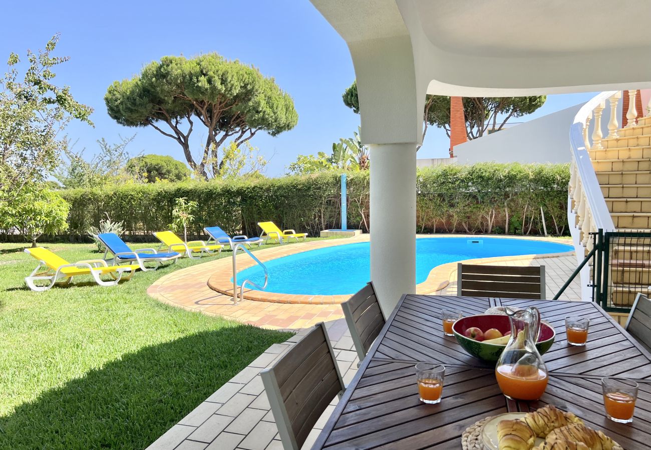 Villa in Vilamoura - VILAMOURA WHITE HOUSE VILLA WITH POOL by HOMING