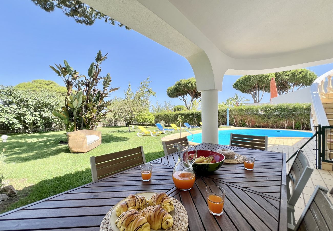 Villa in Vilamoura - VILAMOURA WHITE HOUSE VILLA WITH POOL by HOMING