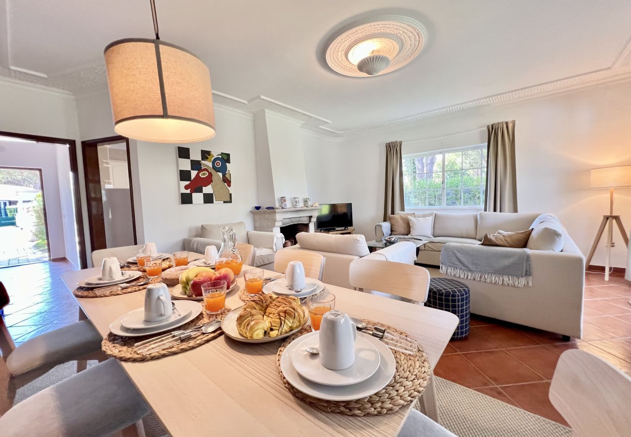 Villa in Vilamoura - VILAMOURA WHITE HOUSE VILLA WITH POOL by HOMING