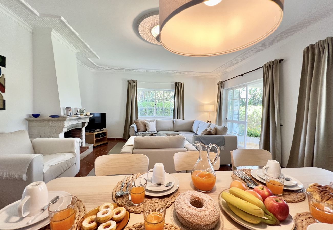 Villa in Vilamoura - VILAMOURA WHITE HOUSE VILLA WITH POOL by HOMING