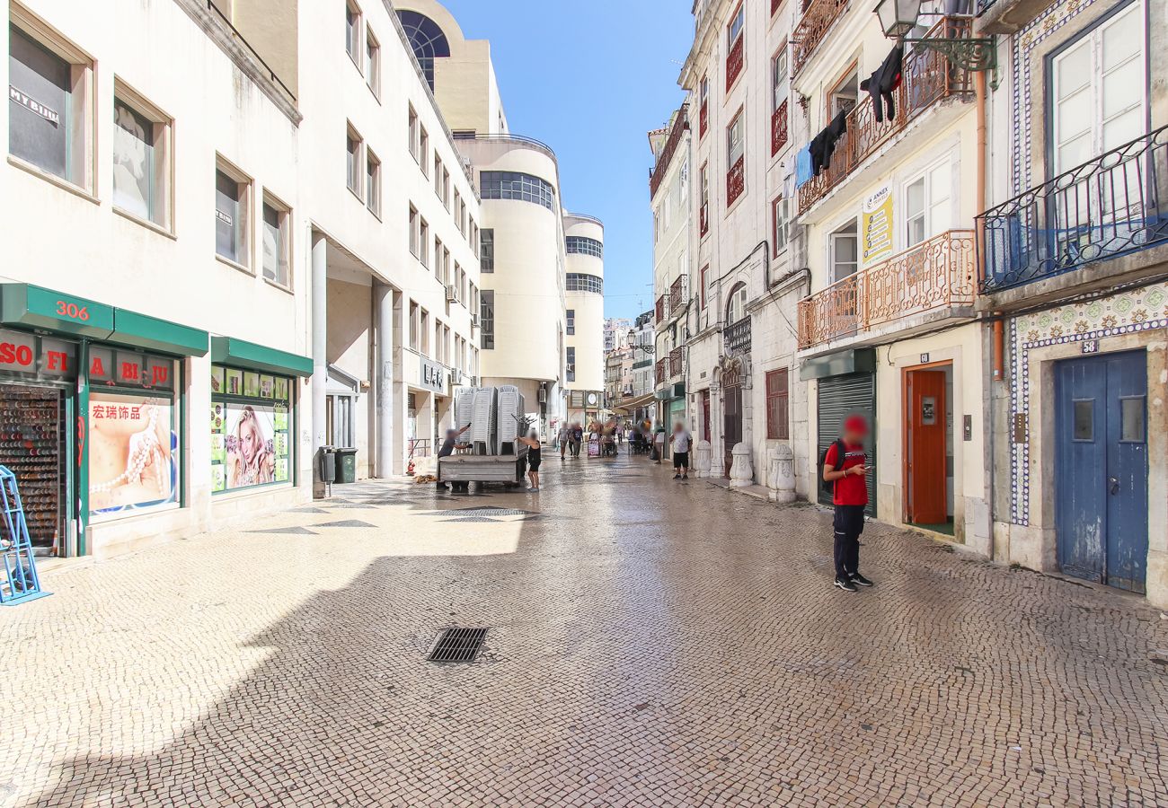 Apartment in Lisbon - To Be Mouraria by HOMING