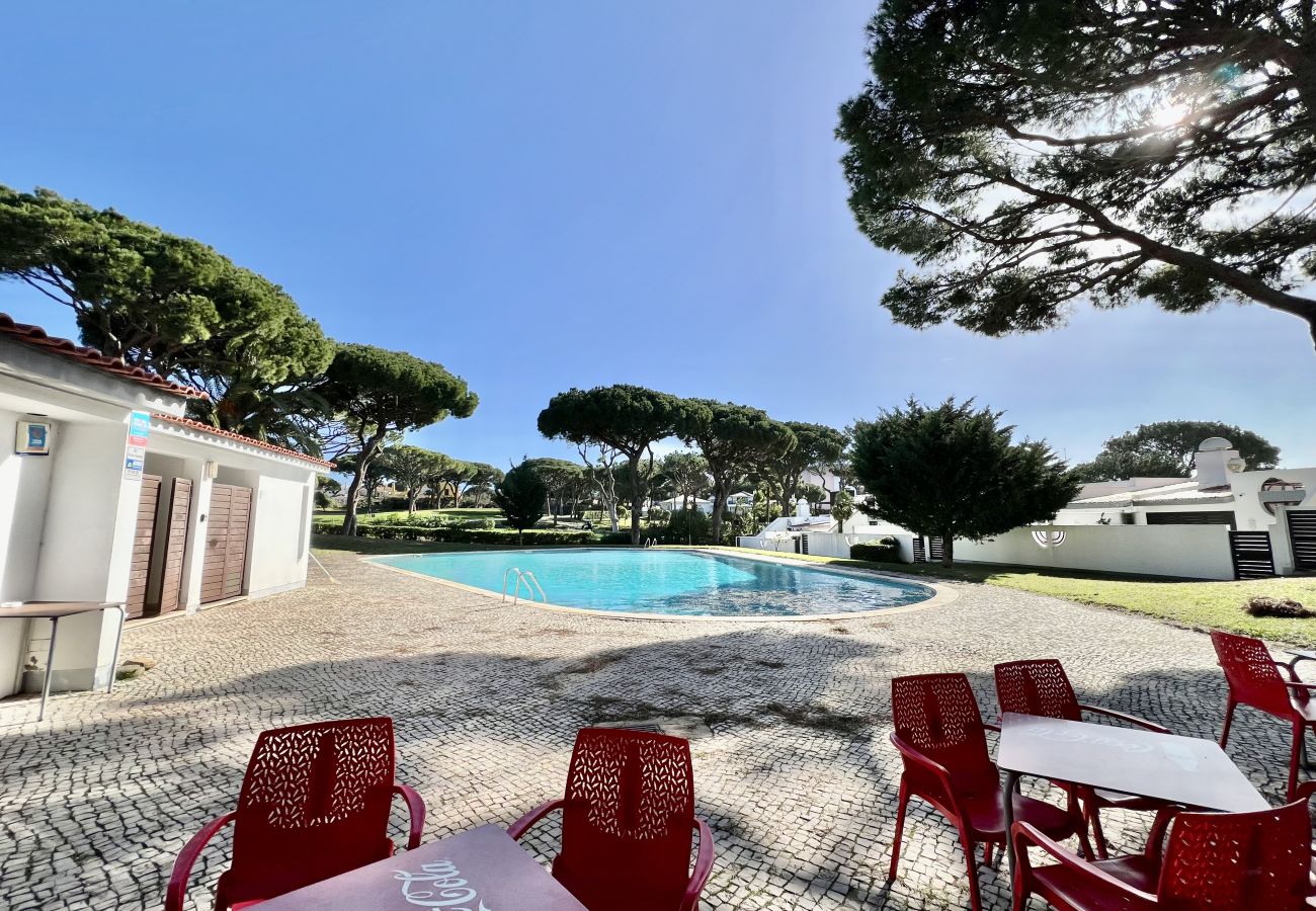 Apartment in Vilamoura - VILAMOURA SUN BRIGHT WITH POOL by HOMING