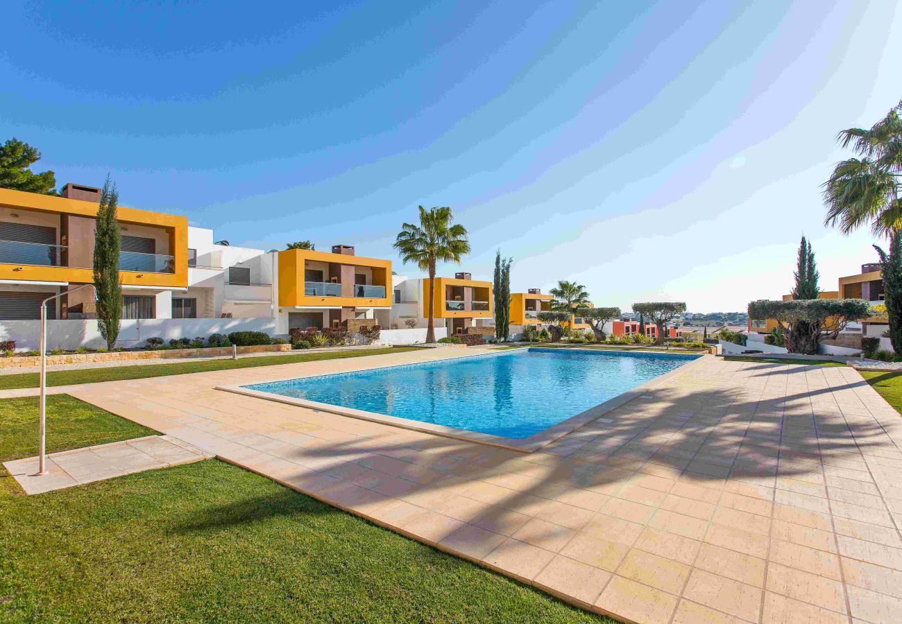 Apartment in Albufeira - ALBUFEIRA SUNNY APARTMENT 3 WITH POOL by HOMING