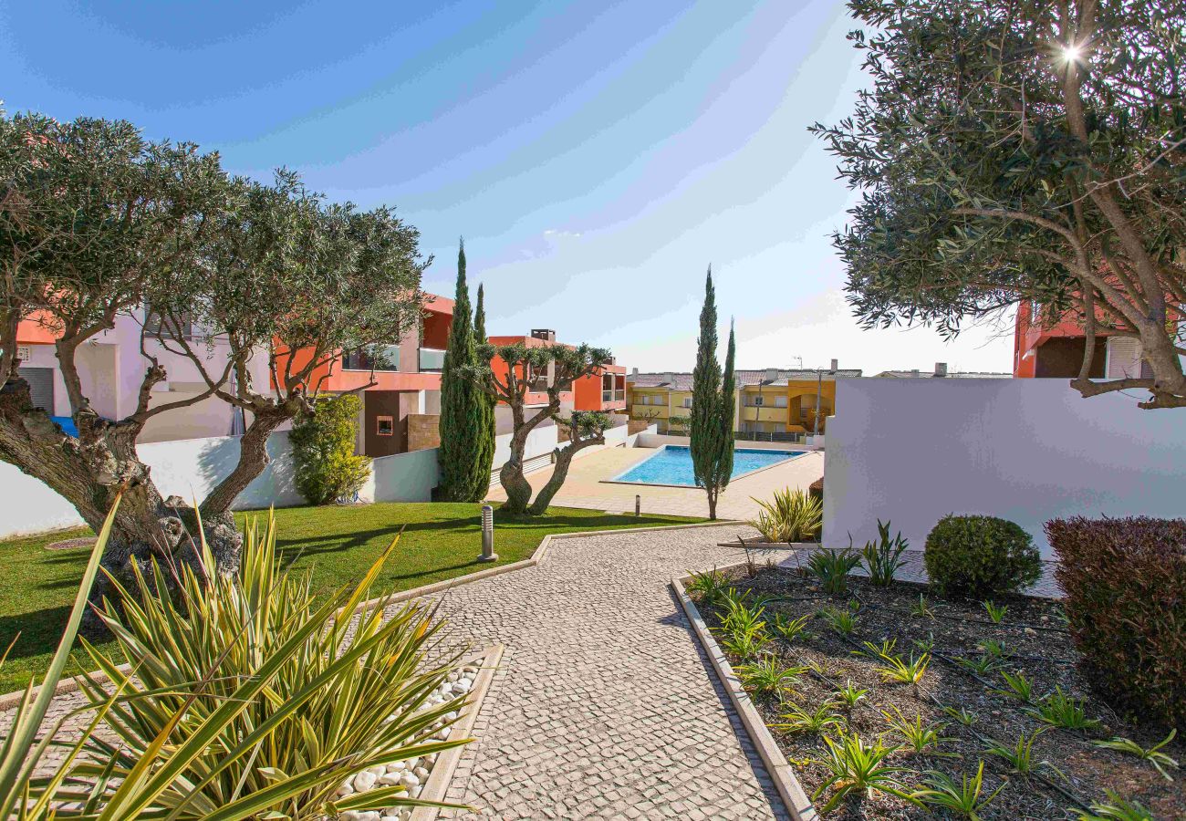 Apartment in Albufeira - ALBUFEIRA SUNNY APARTMENT 3 WITH POOL by HOMING