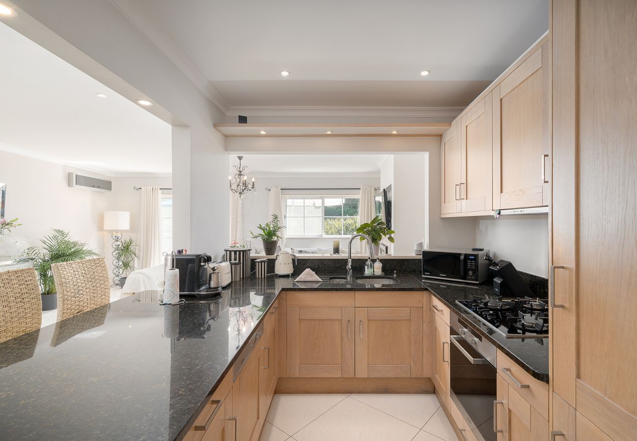 Townhouse in Quarteira - VILAMOURA GARDEN VILLA WITH POOL by HOMING