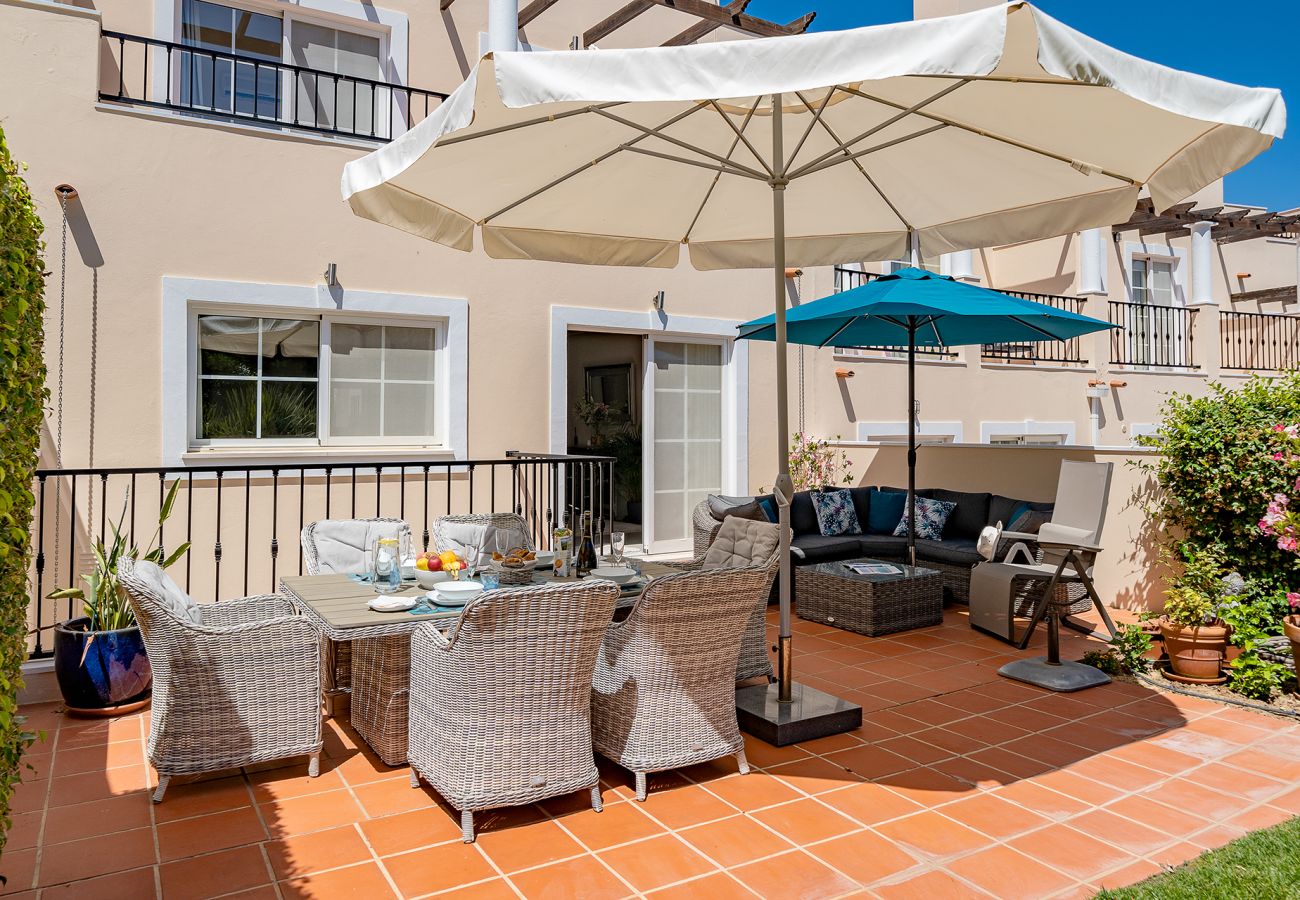 Townhouse in Quarteira - VILAMOURA GARDEN VILLA WITH POOL by HOMING