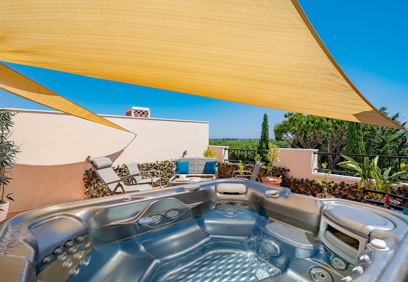 Townhouse in Quarteira - VILAMOURA GARDEN VILLA WITH POOL by HOMING