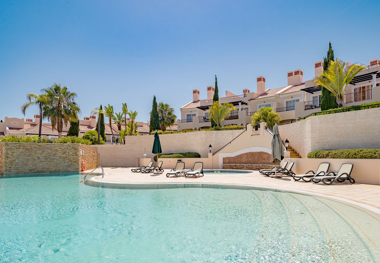 Townhouse in Quarteira - VILAMOURA GARDEN VILLA WITH POOL by HOMING