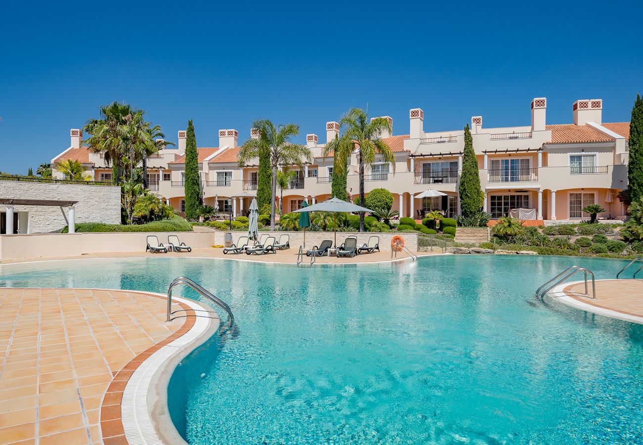 Townhouse in Quarteira - VILAMOURA GARDEN VILLA WITH POOL by HOMING