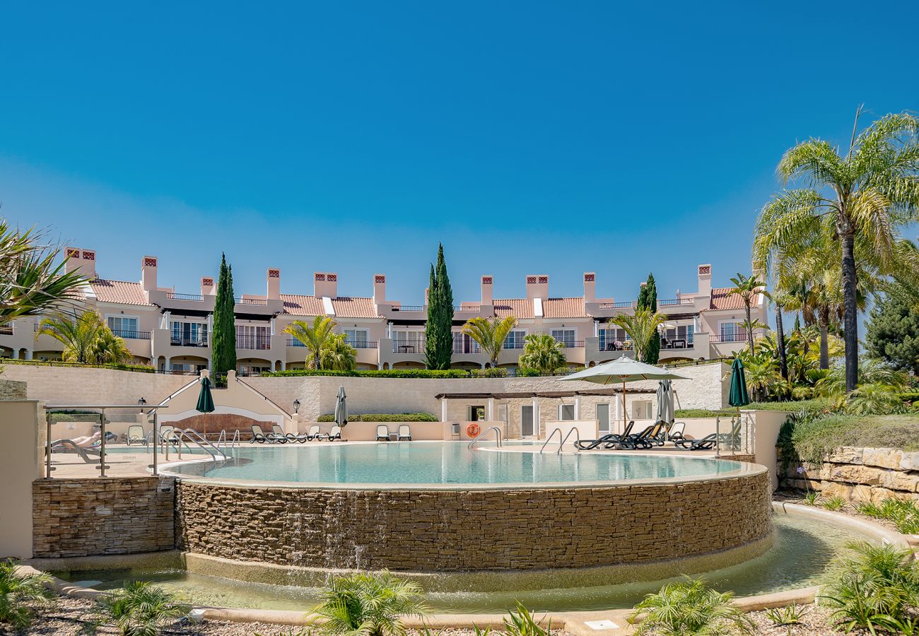 Townhouse in Quarteira - VILAMOURA GARDEN VILLA WITH POOL by HOMING