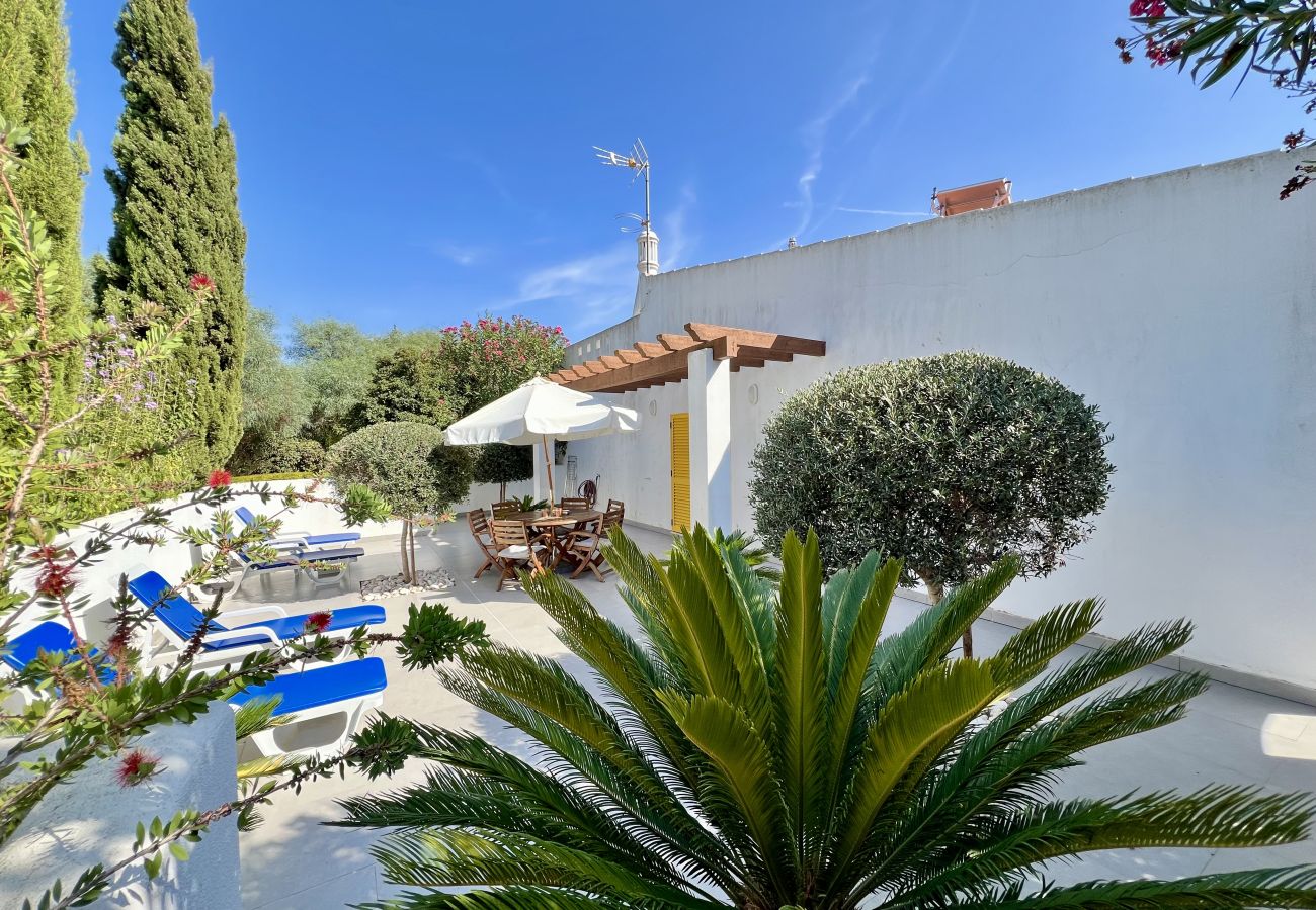 Townhouse in Vilamoura - VILAMOURA CLUB VILLA 1 WITH POOL by HOMING