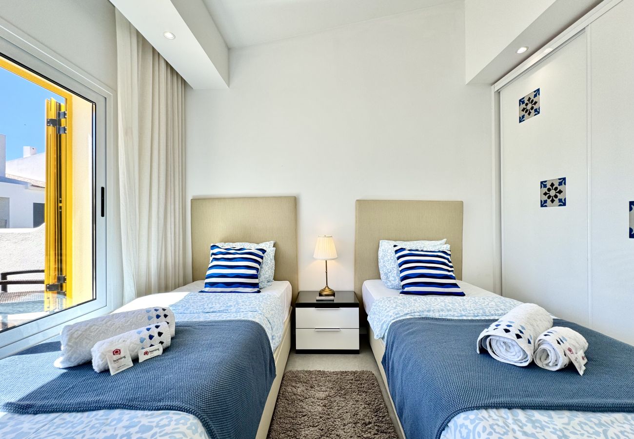 Villa in Vilamoura - VILAMOURA CLUB VILLA 3 WITH POOL by HOMING