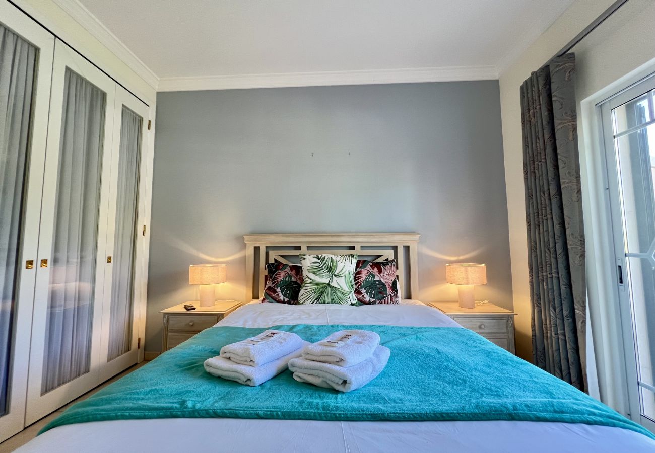Villa in Vilamoura - VILAMOURA DELUXE VILLA WITH POOL by HOMING