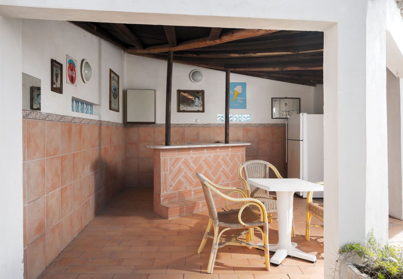 Villa in Albufeira - ALBUFEIRA FAMILY VILLA AND POOL  by HOMING