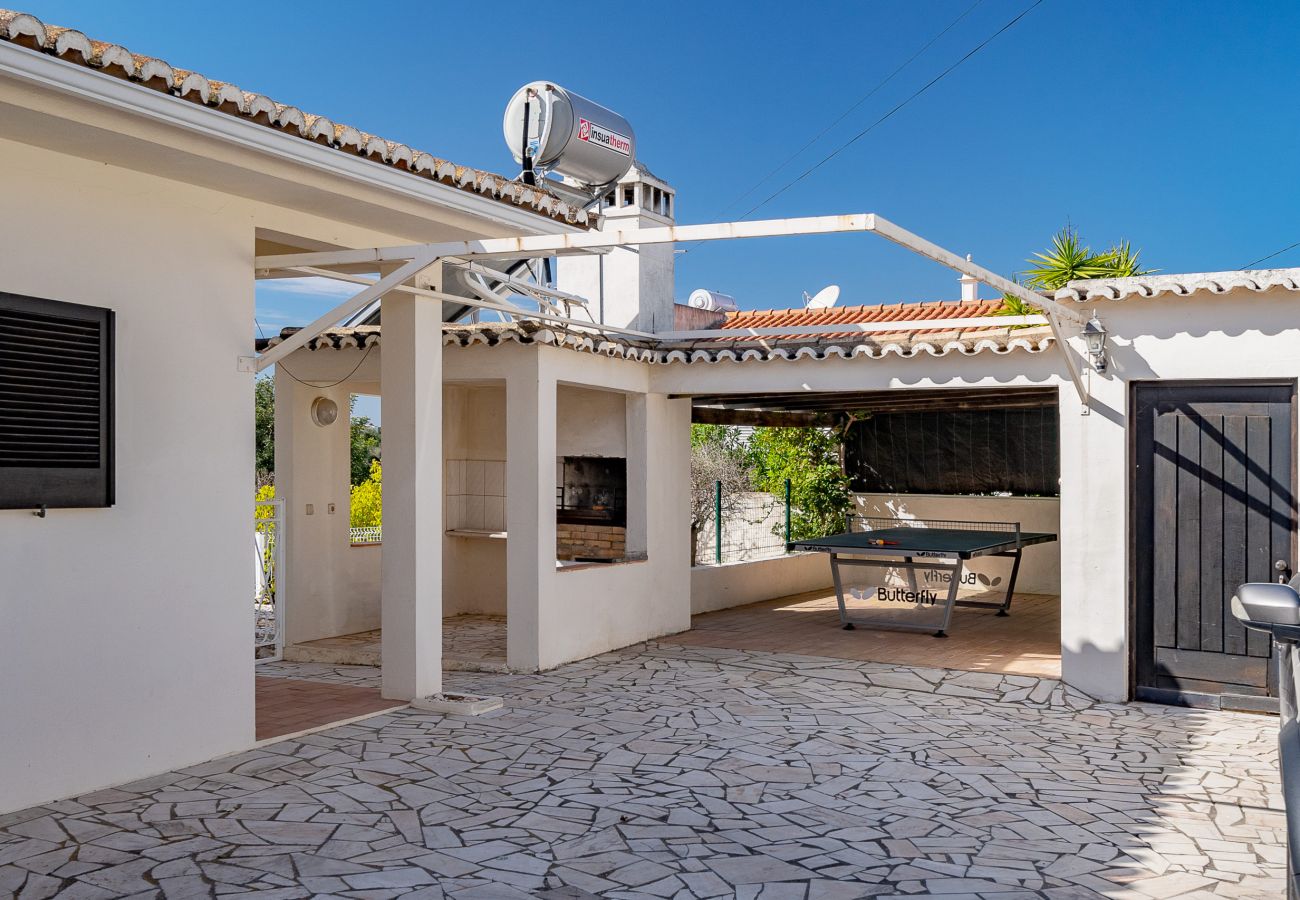 Villa in Albufeira - ALBUFEIRA FAMILY VILLA AND POOL  by HOMING