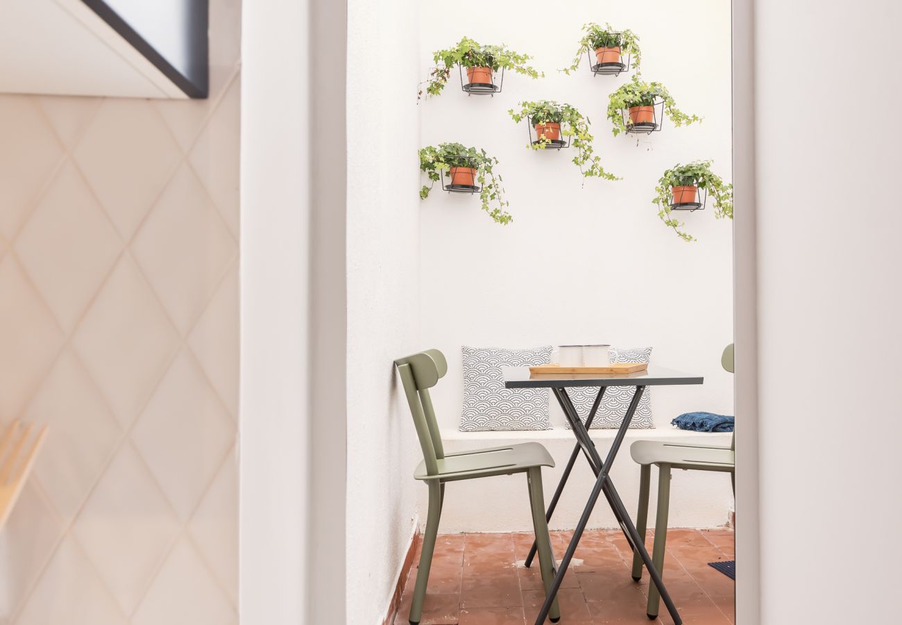 Apartment in Lisbon - ALFAMA DESIGN W/ TERRACE by HOMING