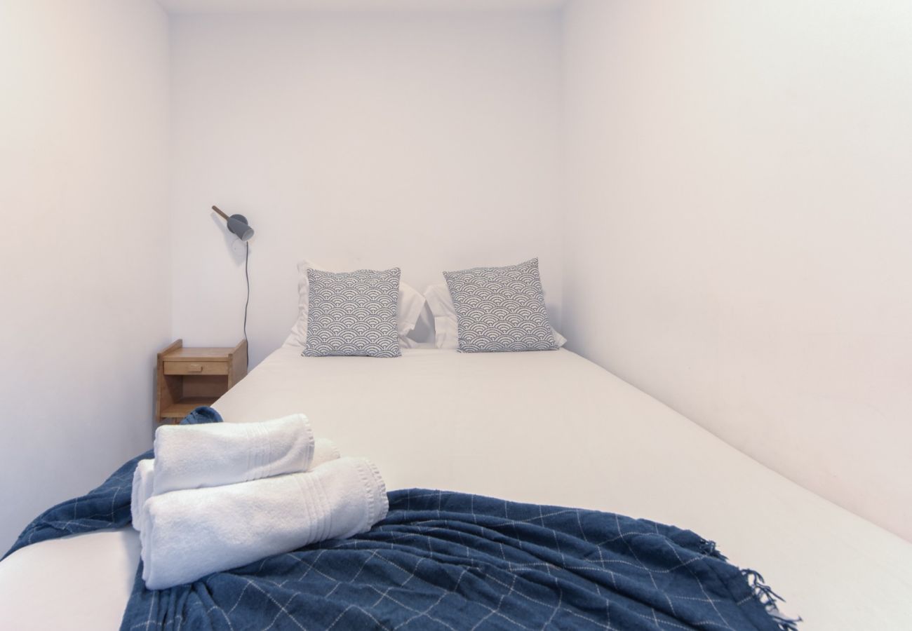 Apartment in Lisbon - ALFAMA DESIGN W/ TERRACE by HOMING