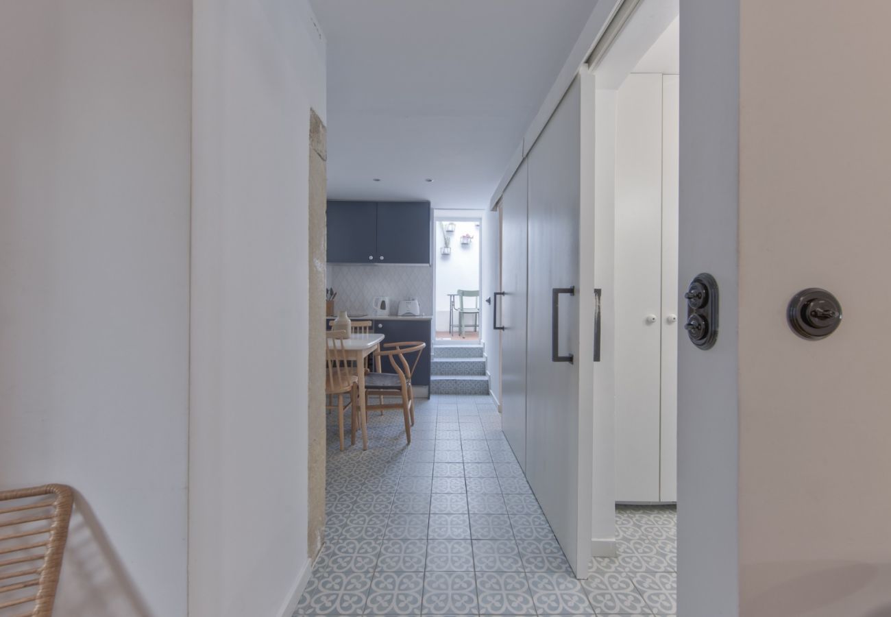 Apartment in Lisbon - ALFAMA DESIGN W/ TERRACE by HOMING