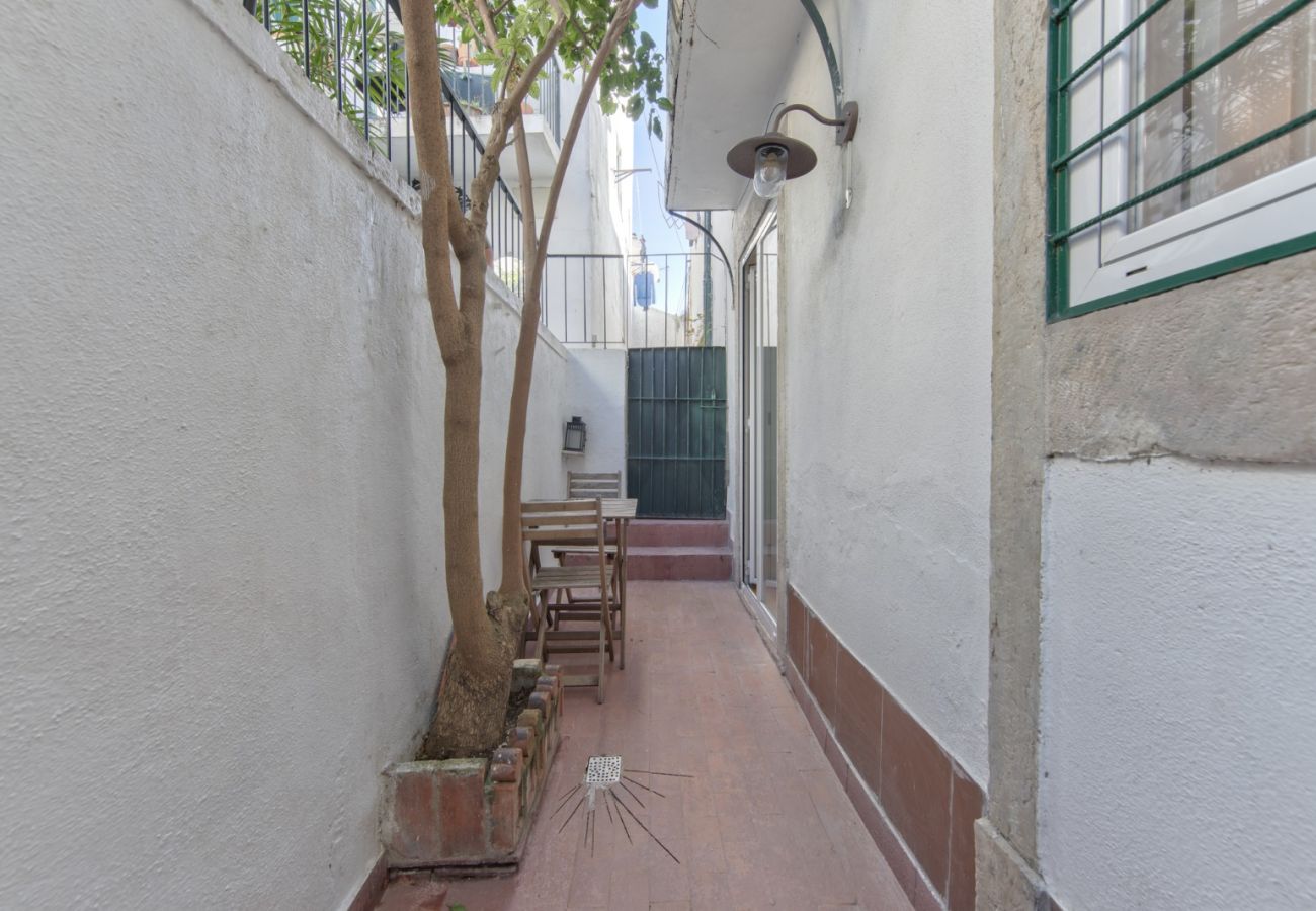 Apartment in Lisbon - ALFAMA DESIGN W/ TERRACE by HOMING