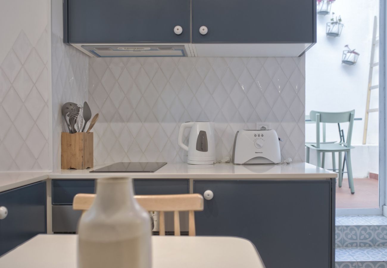 Apartment in Lisbon - ALFAMA DESIGN W/ TERRACE by HOMING