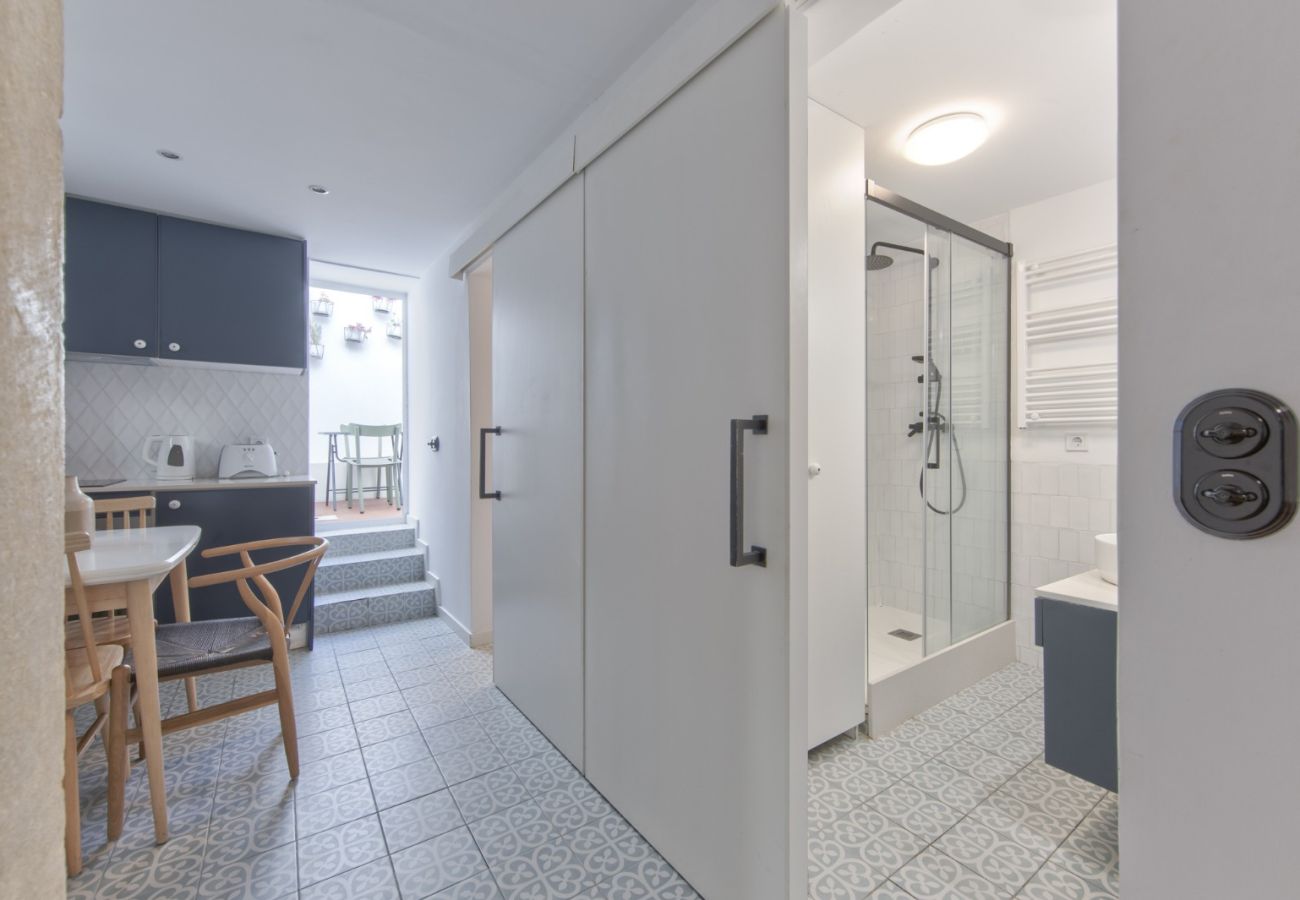 Apartment in Lisbon - ALFAMA DESIGN W/ TERRACE by HOMING