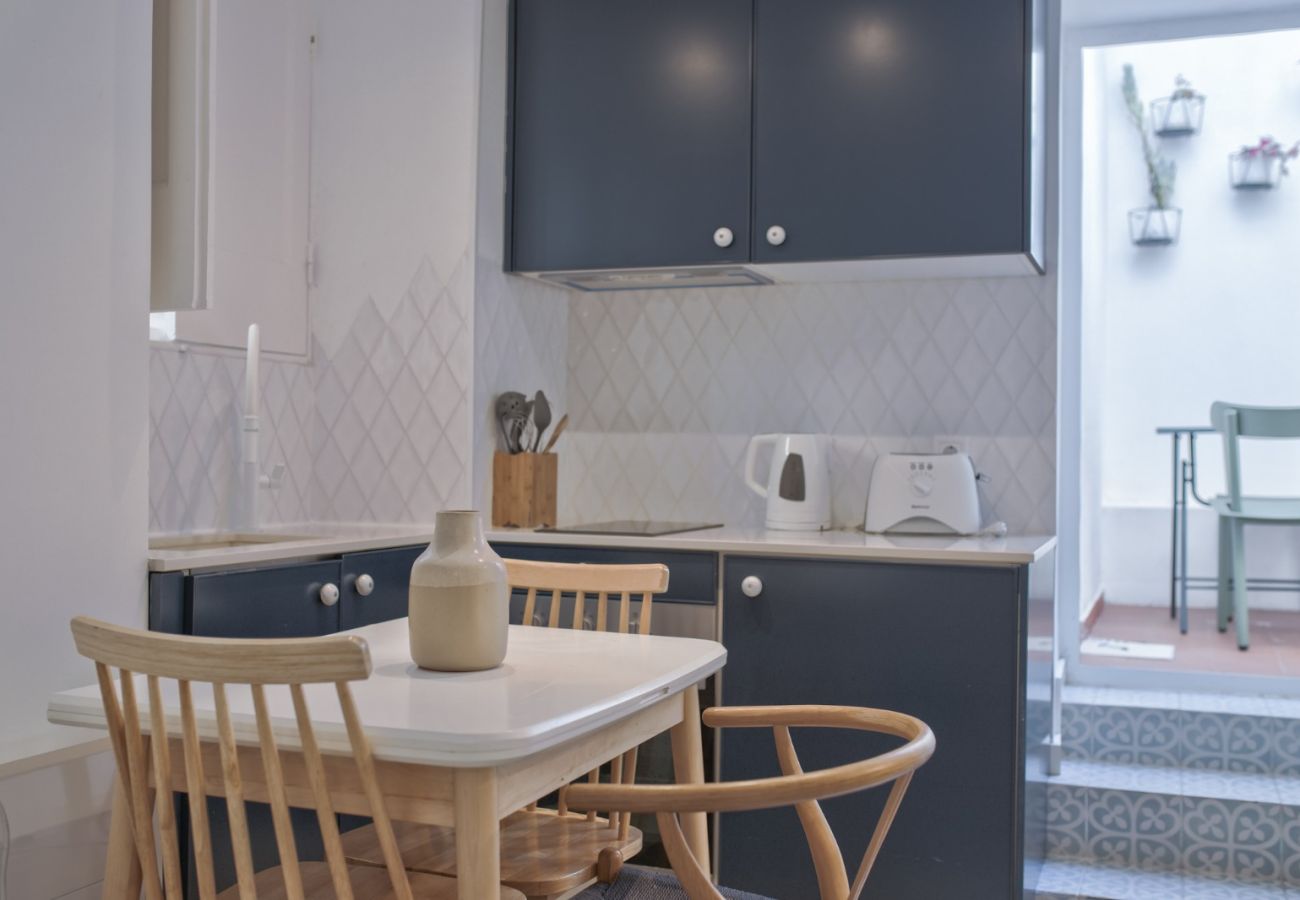 Apartment in Lisbon - ALFAMA DESIGN W/ TERRACE by HOMING